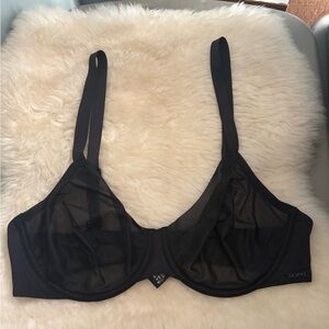 SKIMS Black Underwire Bra with Adjustable Straps